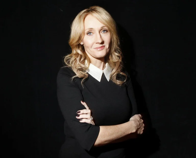 Biography of J.K.Rowling